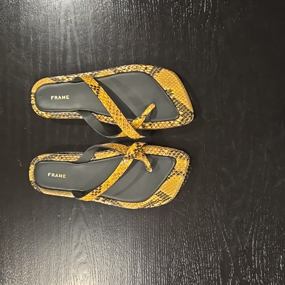 New! Frame Le Montauk Sandals 36/6